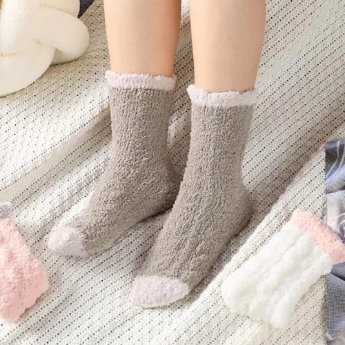 Soft and warm fleece socks for winter