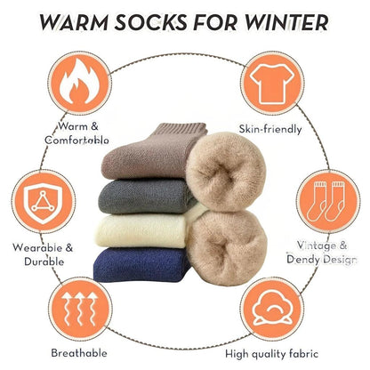 Insulating socks for cold weather
