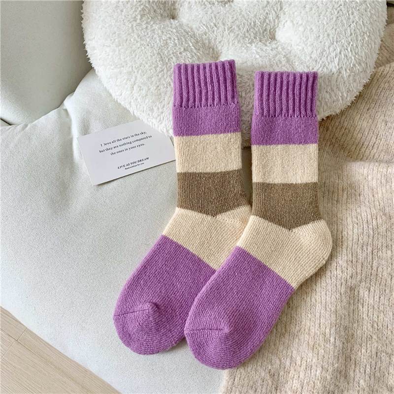 Soft and comfortable thermal socks for women, hiking.