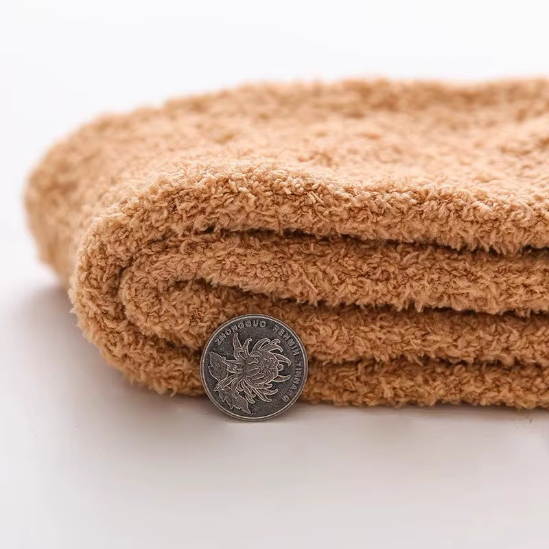 Soft and warm cashmere socks