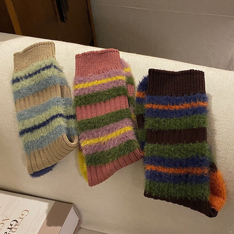 Women Winter Outdoor Plush Striped Socks